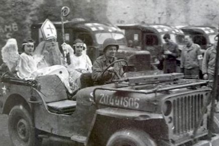 33 The American St Nick