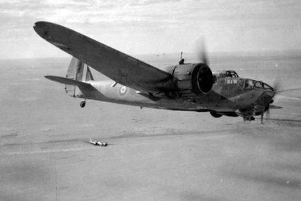 47 Flying to Victory: The Western Desert Campaign 1940-41