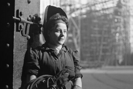 163 – British Wartime Industry